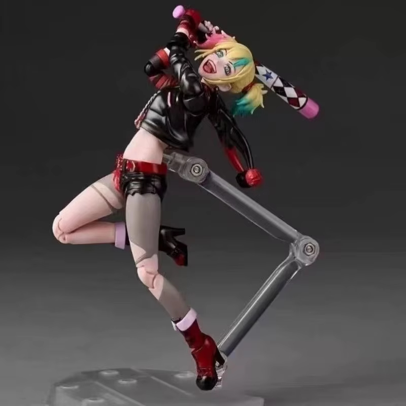 Auf Lager: Kaiyodo Harley Quin – Model Kit Harley Quinn Bewertung und Preis
